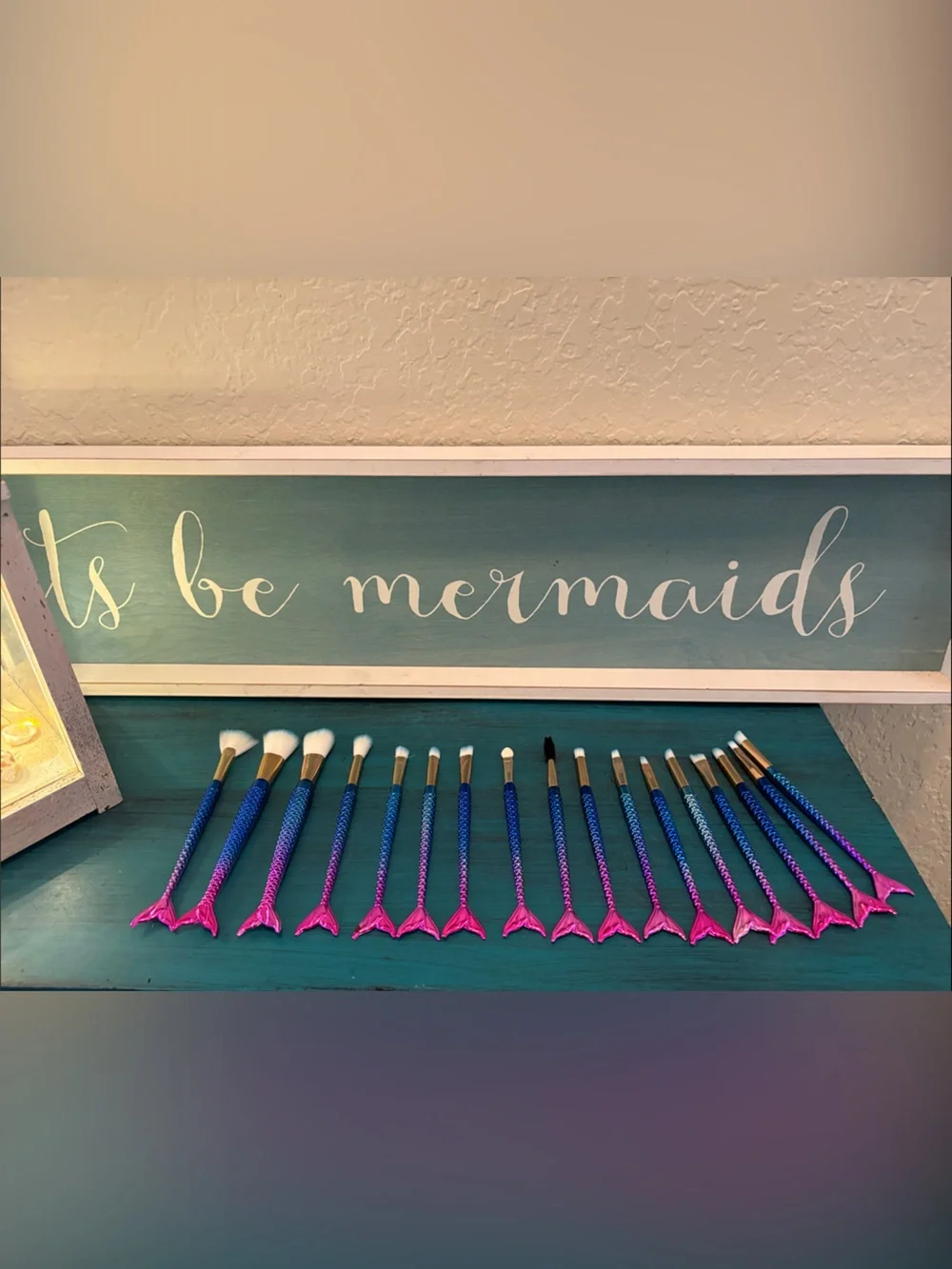 Mermaid Tail Makeup Brush Set in Pink and Blue